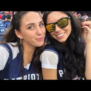 Black oakley sunglasses